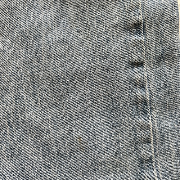 Hollister Classic straight distressed denim. Button fly Mens size 29x32 - Picture 5 of 7